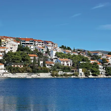 Lovely In Rogoznica With Wifi Apartment *